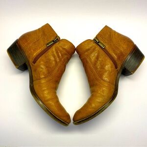 Lucky Brand Leather Ankle Boots Size 6/6.5 US - 36/37 EU- Leather Booties